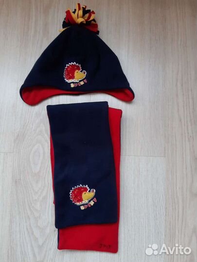 Комплект Шапка и шарф, 2 шапки-шлем