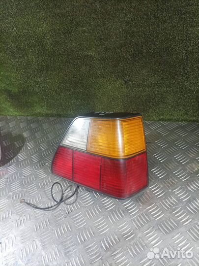 Фонарь Volkswagen Golf 2 (1983-1992)