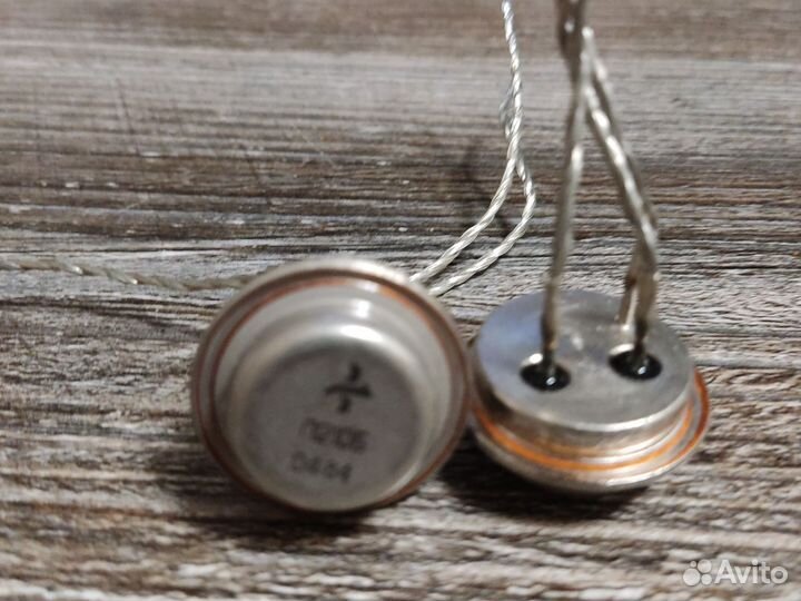 Транзистор Кт 840а, 845а, 825а, 827а и др