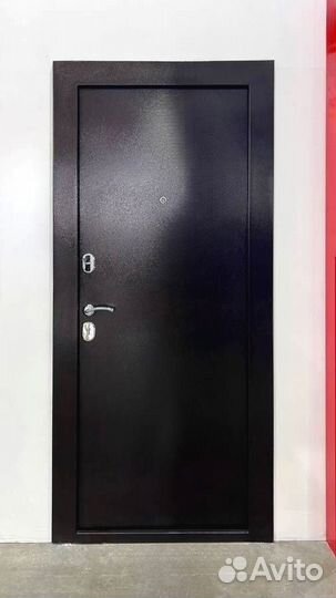 Дверь входная металлическая