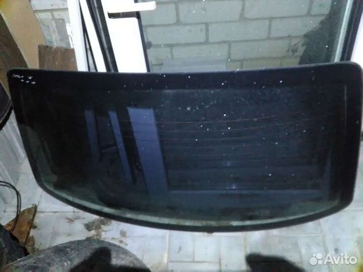 Стекло заднее Hyundai Sonata EF Соната еф