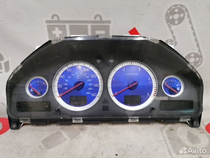 Щиток приборов Volvo Xc90 D5244T18 2012