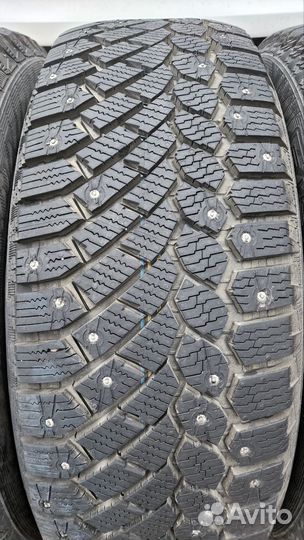 Gislaved Nord Frost 200 SUV 215/60 R17 96T