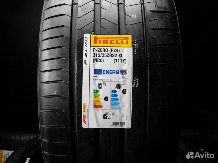 Pirelli P Zero PZ4 285/40 R22 и 315/35 R22 118Y