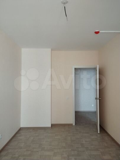 4-к. квартира, 82 м², 8/17 эт.