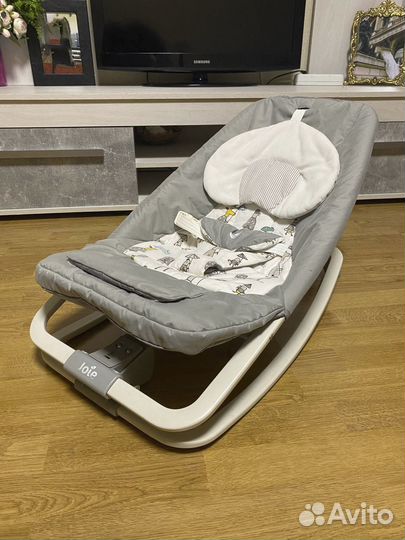 Шезлонг детский Joie Dreamer