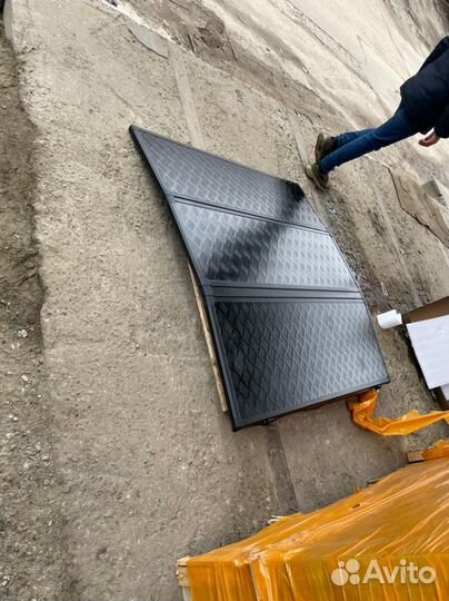 Крышка в кузов superhard на toyota hilux