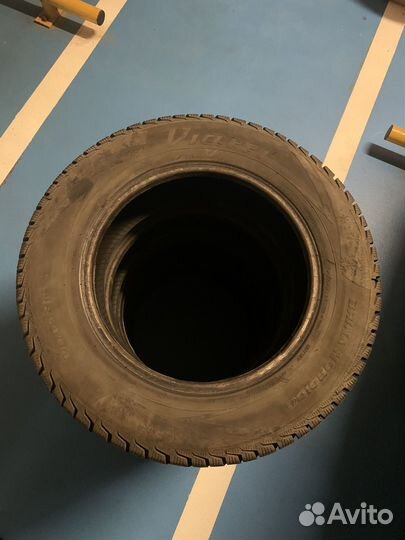 Viatti Brina Nordico V-522 195/65 R15 82