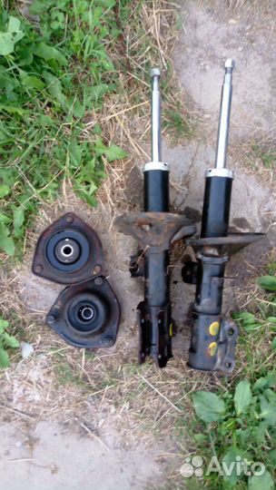 Стоики амортизатора и комплект запчастей к ним