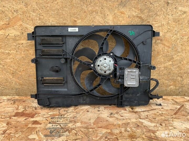 Вентилятор Volvo V 40 D4204T14 2012-2016