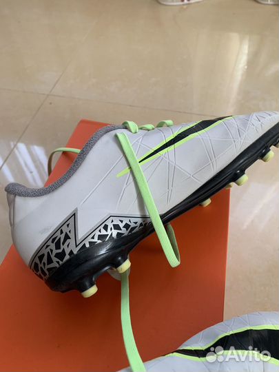 Футбольные бутсы