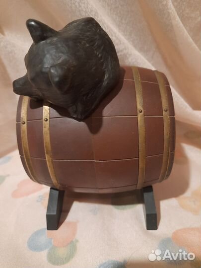 Часы настольные Молния,мишка на бочке