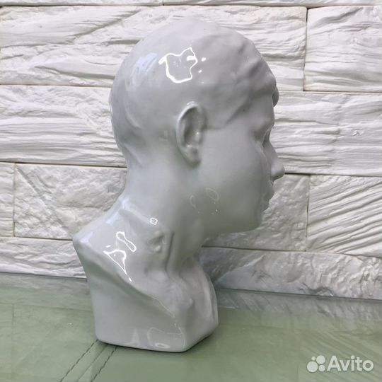 Бюст Есенина лфз СССР