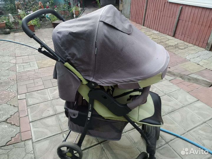 Прогулочная коляска babyton