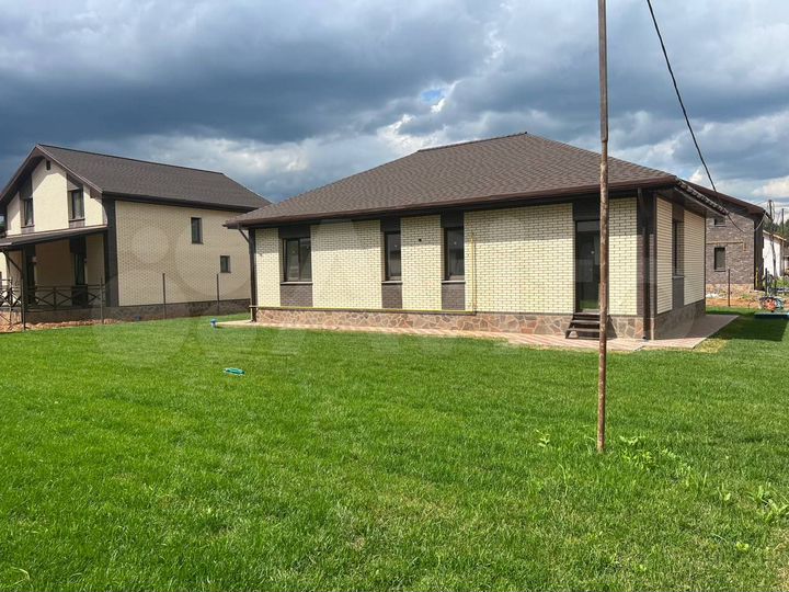 Дом 95 м² на участке 7,6 сот.