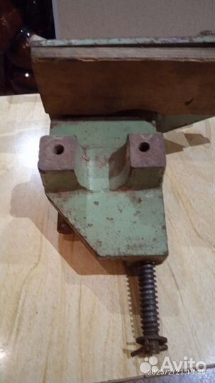 Тиски столярные