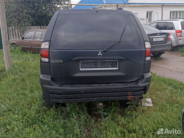 Mitsubishi pajero 4 разбор