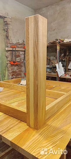 Кухонный стол