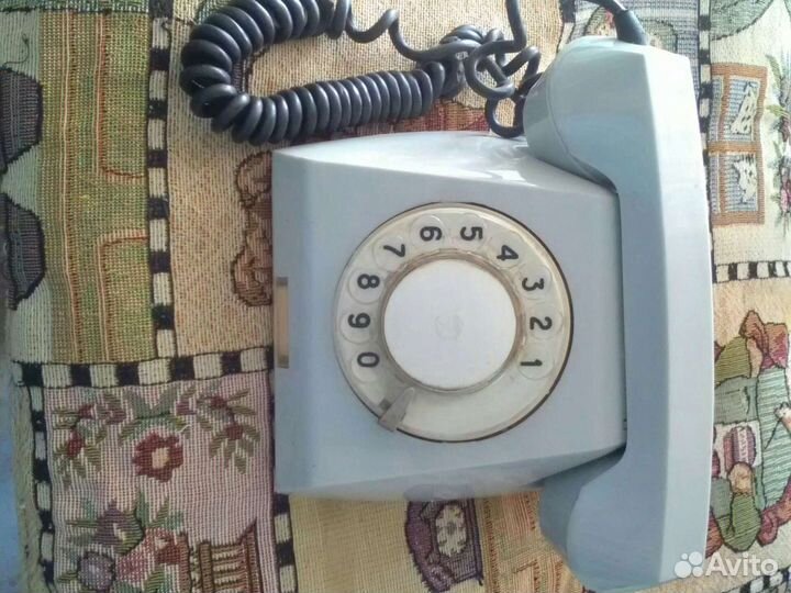 Телефон дисковый