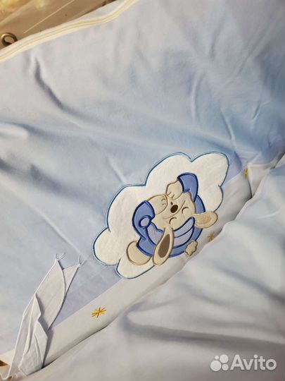 Бампер в детскую кроватку