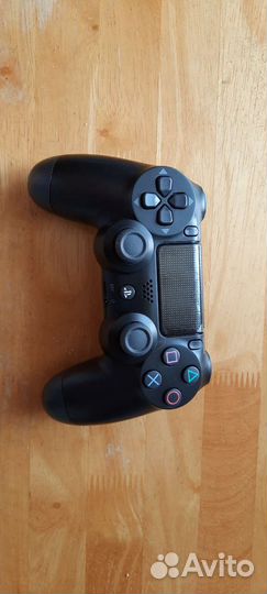 Беспроводной джойстик на Sony PlayStation 4