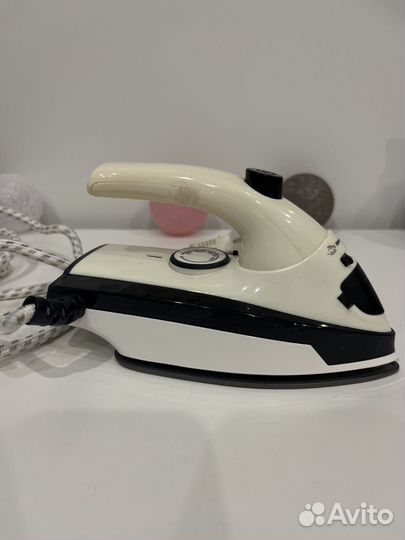 Утюг дорожный