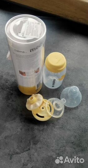 Бутылочка medela calma с соской и накладки