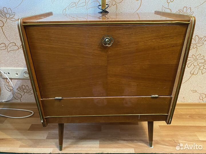 Домик для аквариума, аквариум