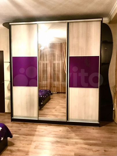 Здание, 300 м²