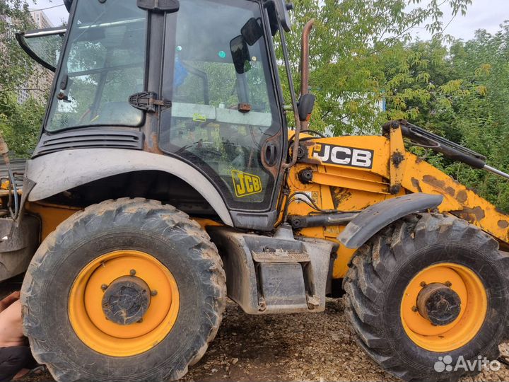 Экскаватор-погрузчик JCB 3CX, 2011