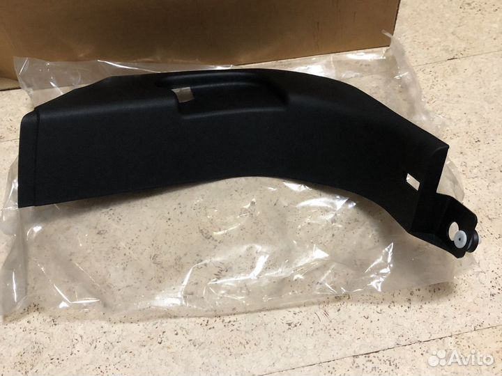 Range Rover Evoque Накладка порога левая