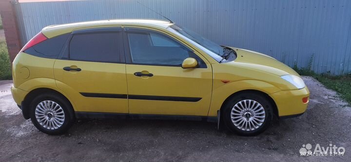 Ford Focus 1.6 МТ, 2001, 357 000 км