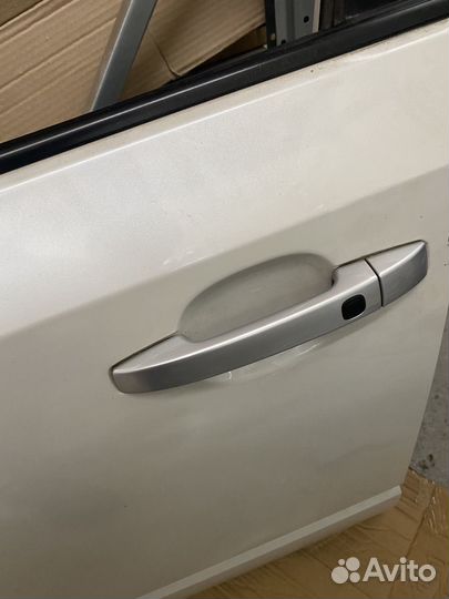 Дверь передняя левая Subaru Forester