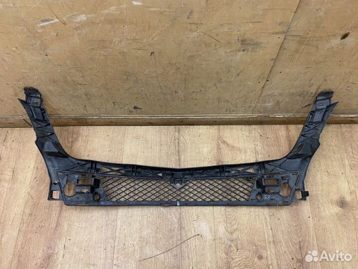 Решётка в бампер центральная Mercedes Benz W166 ML