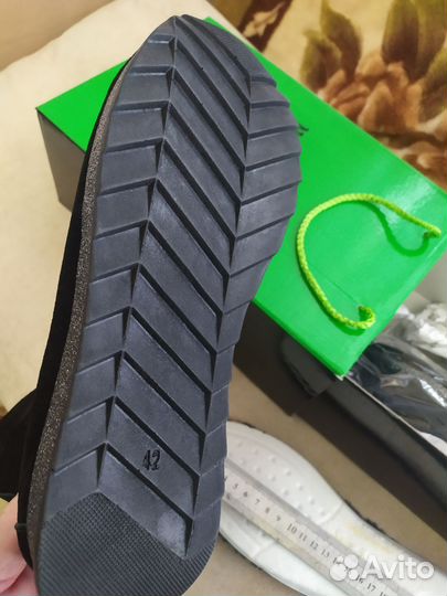 Кроссовки зимние женские 42 размер