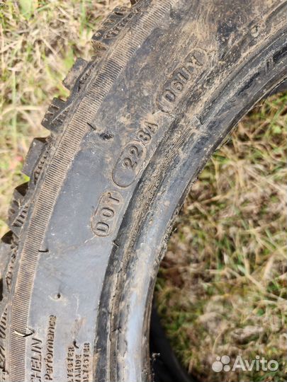 Michelin X-Ice North 4 225/45 R17 94