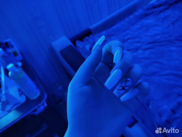 Маникюр на дому