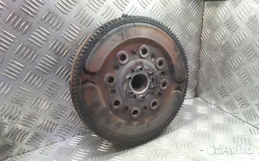 Маховик демпферный дизельный mazda 3 2 (LBN06A401)
