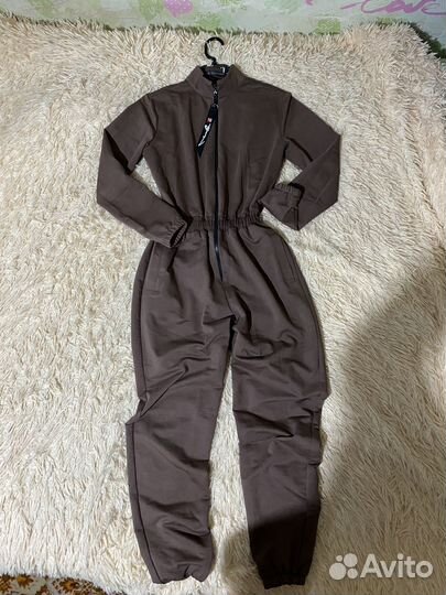Комбинезон женский