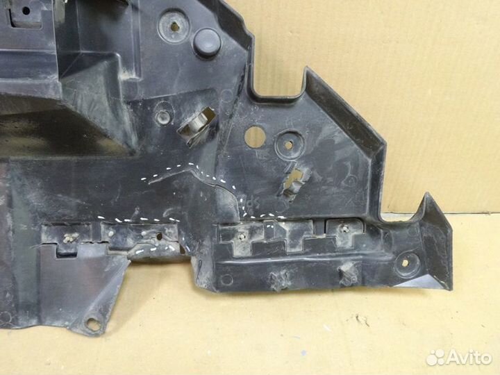 Рено Каптюр защита бампера переднего нижняя б/у