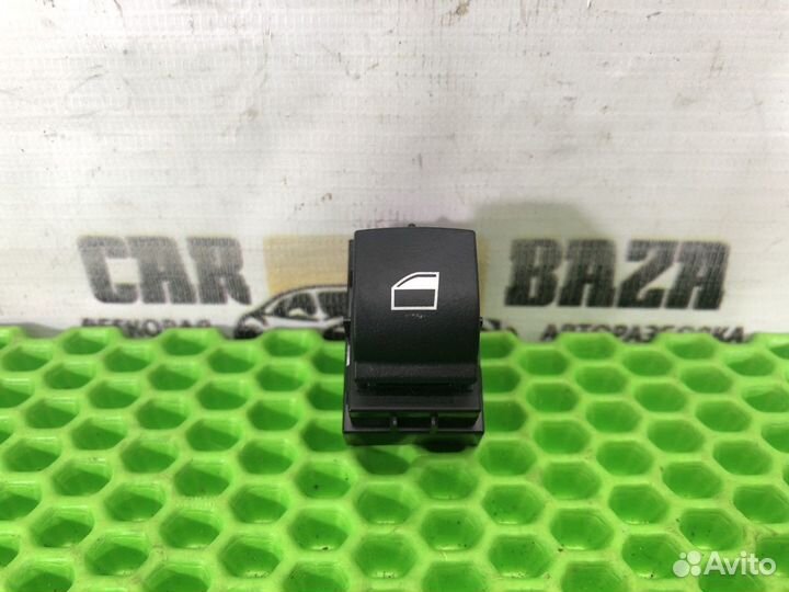 Кнопка стеклоподъемника BMW 5, BMW 6, BMW 7