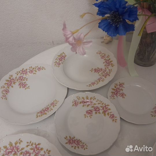 Набор тарелок новый