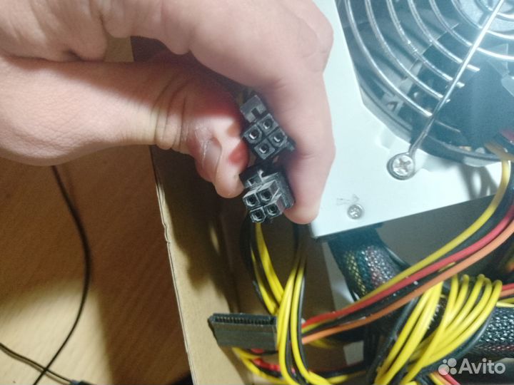 Блок питания на 500w Hipro