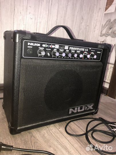 Гитарный комбоусилитель