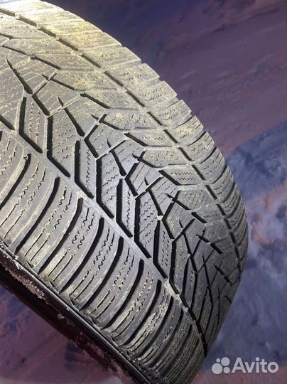 Hankook Winter I'Cept Evo 3 W330 245/45 R18