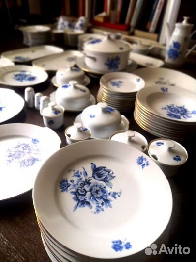 Столовый + чайный сервиз на 12 персон гдр