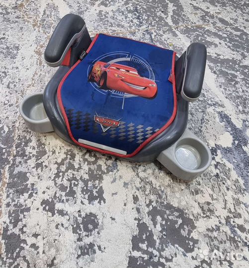 Автокресло бустер