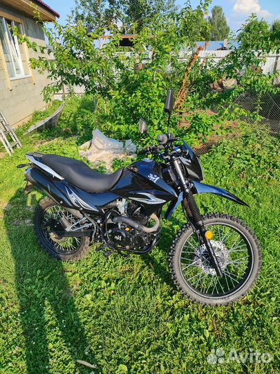 Мотоцикл зид