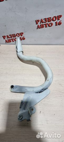 Петли крышки багажника LADA Priora седан