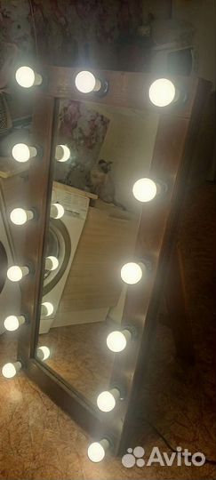Зеркало с подсветкой